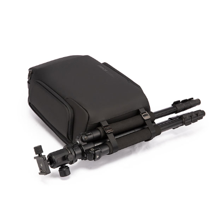 کوله پشتی مخصوص دوربین بنج مدل 15-7277 مناسب برای لپ تاپ های 15.6 اینچی